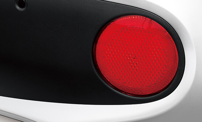 Grand i10 Reflector Trasero