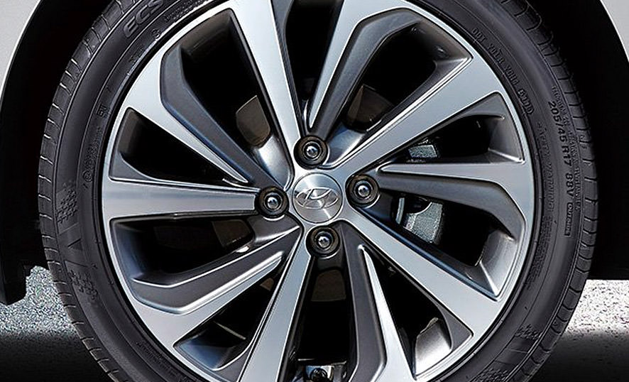 Hyundai Accent Rines